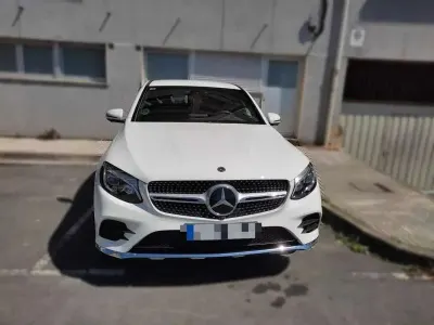 Usado Mercedes GLC250 211 CV (155 kW) 2018 Blanco SUV