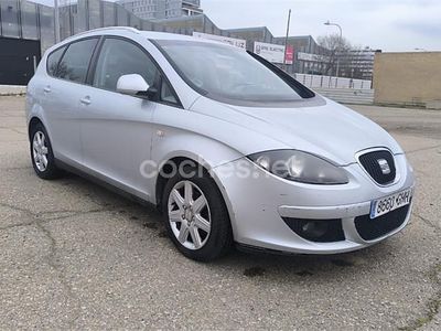 Usado Seat Altea XL 105 CV (77 kW) 2008 Gris / plata Monovolumen