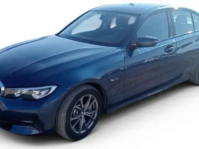 Usado BMW 330e Comfort Edition 292 CV (214 kW) 2022 Azul Berlina