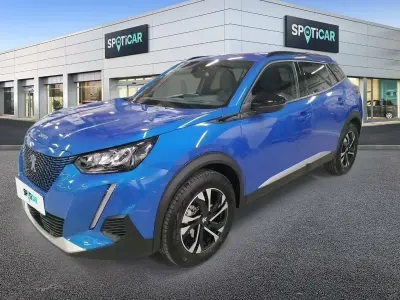 Usado Peugeot e-2008 Allure 100 kW (136 CV) 2023 Azul SUV