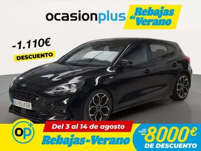 Usado Ford Focus ST-Line 120 CV (88 kW) 2018 Negro Utilitario