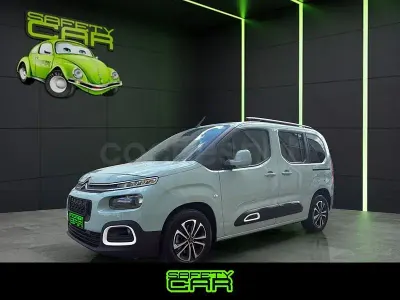 Usado Citroën Berlingo Shine 130 CV (95 kW) 2019 Verde Monovolumen