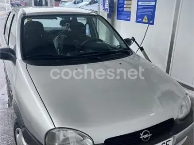 Usado Opel Corsa Eco 54 CV (39 kW) 1998 Gris / plata Utilitario