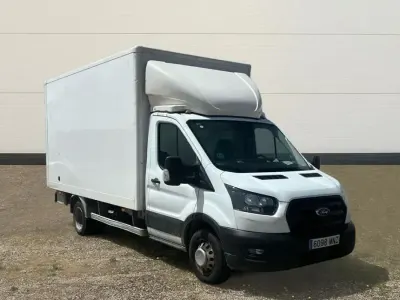 Usado Ford Transit Trend 165 CV (121 kW) 2024 Blanco Berlina