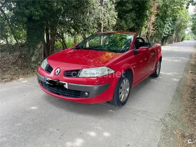Usado Renault Mégane Cabriolet Extreme 110 CV (80 kW) 2006 Rojo Descapotable