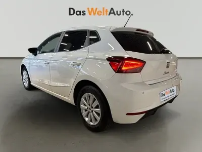 Usado Seat Ibiza Style 110 CV (80 kW) 2023 Blanco Utilitario