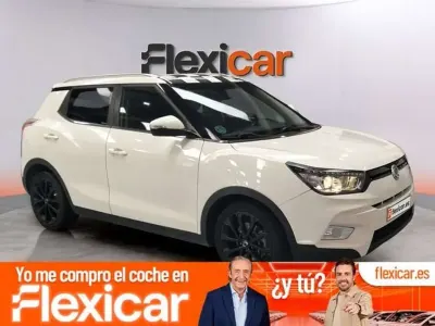 Usado SsangYong Tivoli Limited 116 CV (85 kW) 2018 Blanco SUV