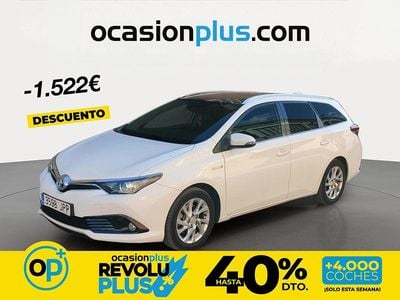 Usado Toyota Auris Hybrid Active 136 CV (100 kW) 2016 Blanco Familiar