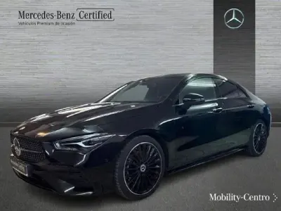 Usado Mercedes CLA220 190 CV (139 kW) 2023 Negro cosmos Coupe