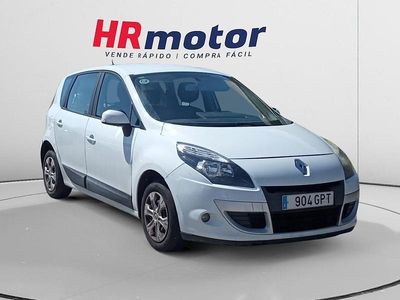 Blanco Usado 2009 Renault Scénic III Expression Monovolumen | 3990 € (Precio justo)
