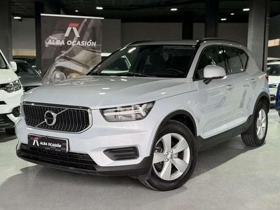 Usado Volvo XC40 Momentum 129 CV (94 kW) 2021 Gris SUV