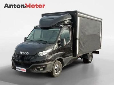 Begagnad Iveco Daily 156 HK (114 kW) 2021 Svart Sedan