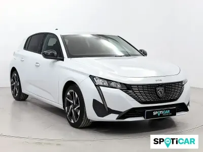 Usado Peugeot 308 Allure 131 CV (96 kW) 2023 Plateado Utilitario