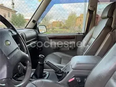 Usado Land Rover Discovery 138 CV (101 kW) 2000 Gris / plata SUV