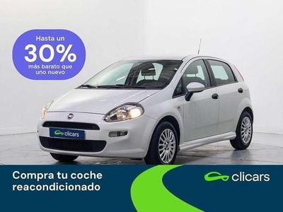Usado Fiat Punto Pop 69 CV (50 kW) 2015 Blanco Utilitario