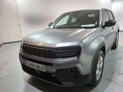 Usado Jeep Avenger Longitude 101 HP (74 kW) 2023 Cinzento SUV