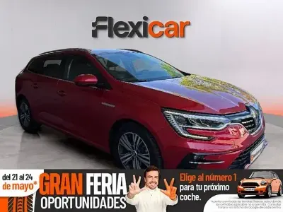 Usado Renault Mégane IV Zen 160 HP (117 kW) 2021 Vermelho