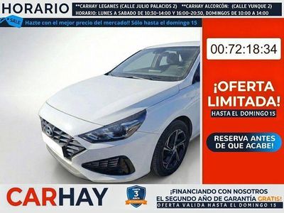 Usado Hyundai i30 120 CV (88 kW) 2022 Blanco Berlina