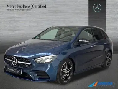 Usado Mercedes B200 163 CV (119 kW) 2019 Azul Utilitario