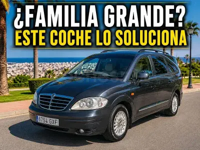 Usado SsangYong Rodius 165 CV (121 kW) 2010 Gris / plata Monovolumen
