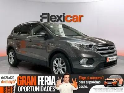 Käytetty Ford Kuga Trend+ 150 HP (110 kW) 2018 Harmaa Katumaasturi