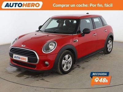 Usado Mini ONE 102 CV (75 kW) 2018 Rojo Utilitario