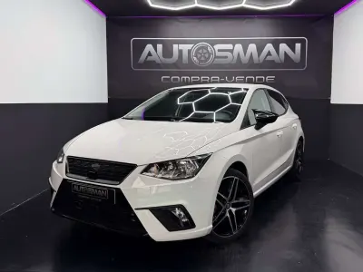 Usado Seat Ibiza CONNECT 110 CV (80 kW) 2018 Blanco Utilitario