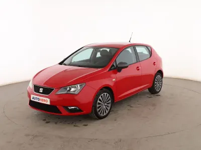 Usado Seat Ibiza CONNECT 90 CV (66 kW) 2015 Rojo Berlina