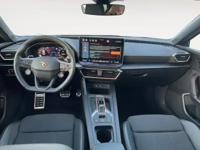 Käytetty Cupra Leon 150 HP (110 kW) 2025 Sininen Sedan
