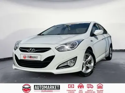 Usado Hyundai i40 136 CV (100 kW) 2013 Blanco Berlina