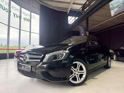 Begagnad Mercedes A180 Urban 109 HK (80 kW) 2015 Svart Halvkombi