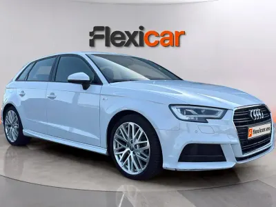 Usado Audi A3 Premium 116 CV (85 kW) 2019 Blanco Berlina