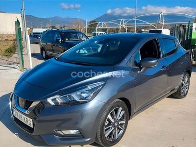 Usado Nissan Micra N-Connecta 90 CV (66 kW) 2018 Gris Utilitario
