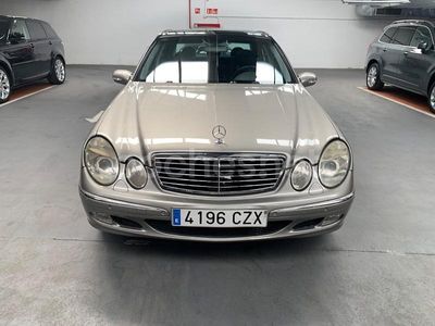 Mercedes E320