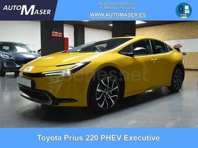 Usado Toyota Prius Executive 220 CV (161 kW) 2023 Amarillo Berlina