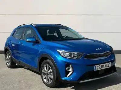Usado Kia Stonic 100 CV (73 kW) 2025 Blanco SUV