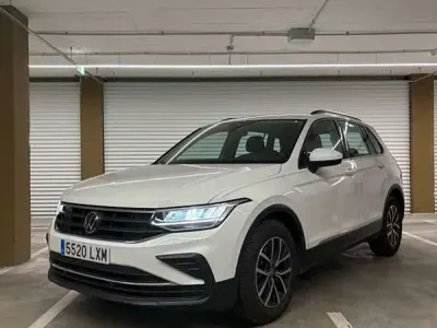Usado VW Tiguan 121 CV (88 kW) 2022 Blanco SUV