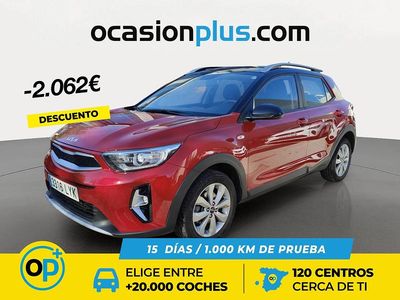 Rojo Usado 2022 Kia Stonic Plus SUV | 14.990 € (Precio justo)