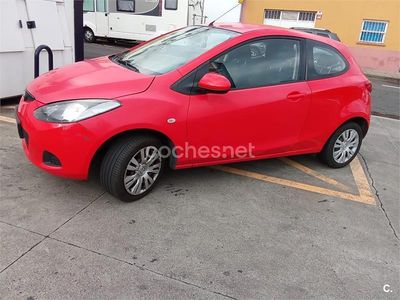 Rojo Usado 2009 Mazda 2 Style Berlina | 3500 €