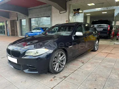 Usado BMW M550 Comfort Edition 381 HP (280 kW) 2012 Azul Sedan