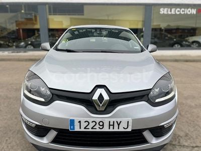 Gris / plata Usado 2015 Renault Mégane GT Line GT-Line Berlina | 9900 € (Precio justo)