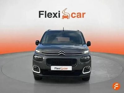 Begagnad Citroën Berlingo Shine 130 HK (95 kW) 2023 Grå Minibuss