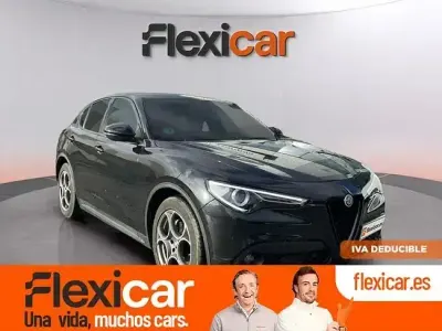 Usado Alfa Romeo Stelvio Sprint 160 CV (117 kW) 2022 Negro SUV