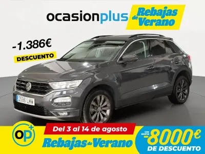 Usado VW T-Roc Advance 110 CV (80 kW) 2021 Gris SUV