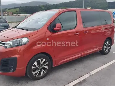 Usado Citroën Spacetourer Shine 150 CV (110 kW) 2019 Rojo Monovolumen