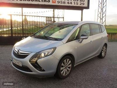 Usado Opel Zafira 136 CV (100 kW) 2014 Plateado Monovolumen