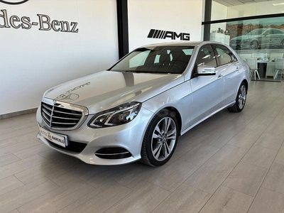 Usado Mercedes E350 Avantgarde 258 HP (189 kW) 2015 Cinzento Sedan
