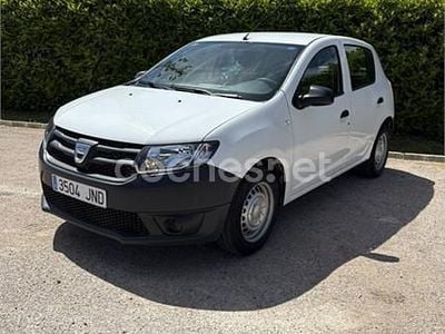 Usado Dacia Sandero Base 75 HP (55 kW) 2016 Branco Sedan