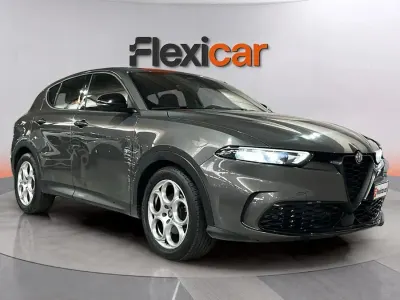 Usado Alfa Romeo Tonale Sprint 131 CV (96 kW) 2023 Gris SUV