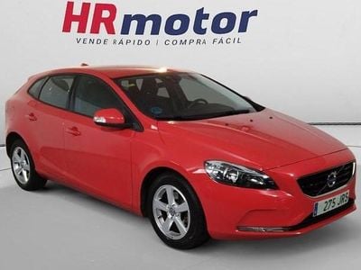 Rojo Usado 2016 Volvo V40 Kinetic Utilitario | 12.890 € (Precio justo)